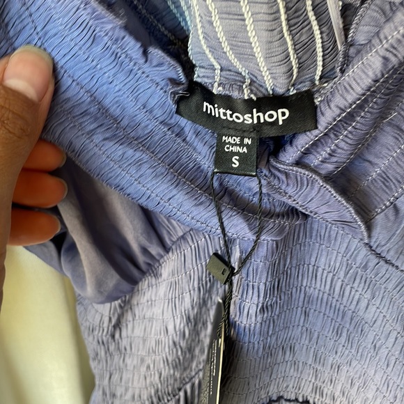 Flutter sleeve maxi dress - Picture 4 of 5